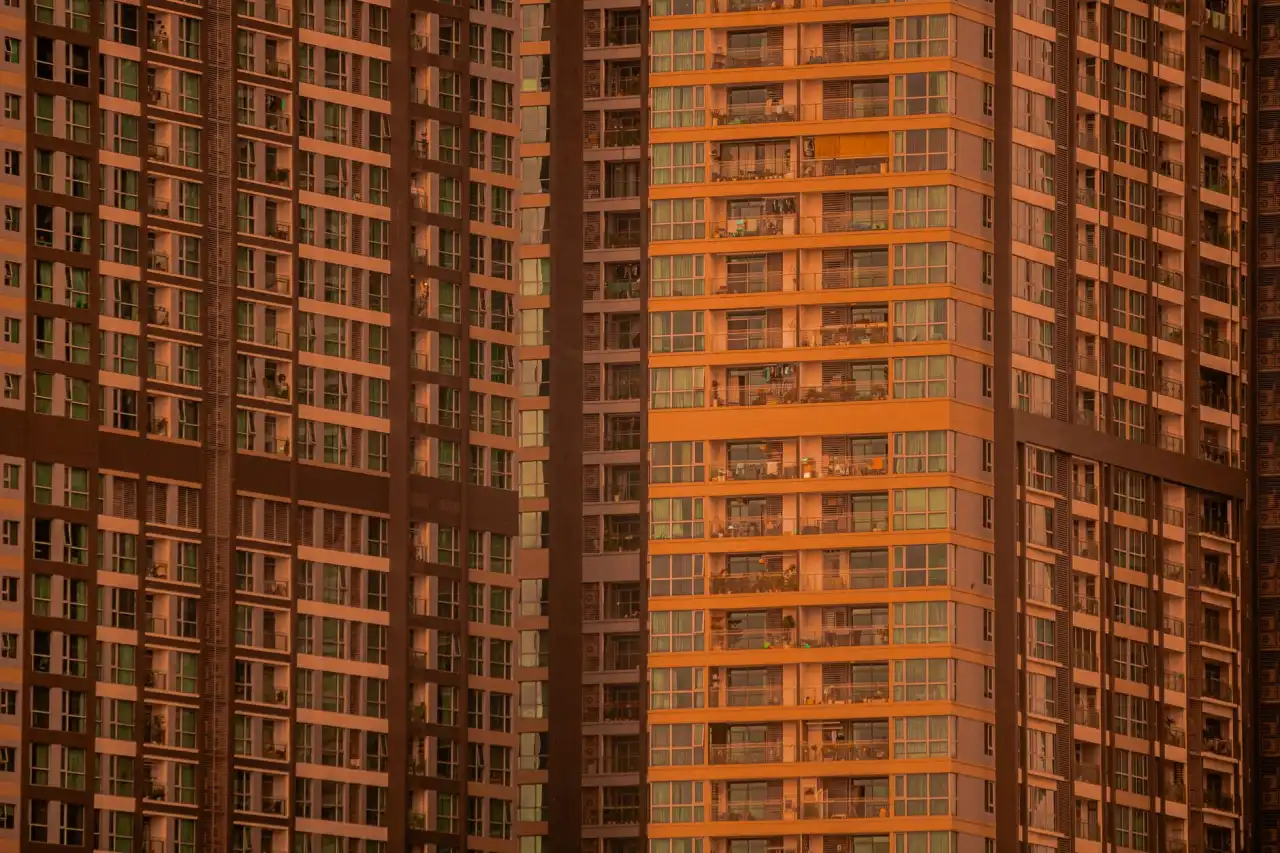 2025年装饰材料行业绿色环保标准升级对工程供应的影响分析